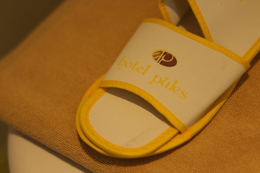 Hotel Pules Yogyakarta Phòng bức ảnh