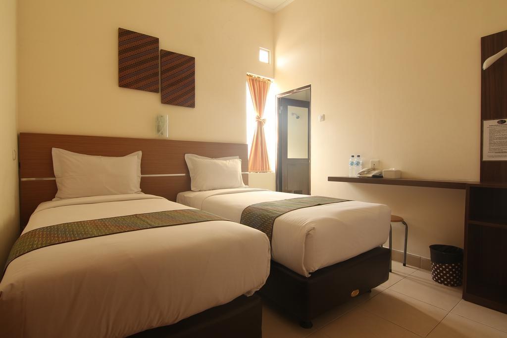 Hotel Pules Yogyakarta Phòng bức ảnh